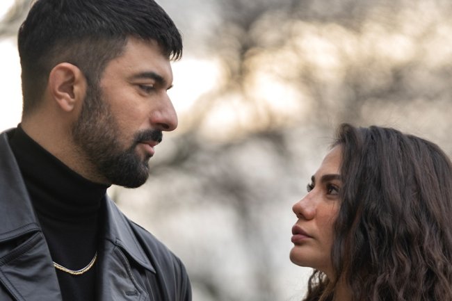 TURSKI PROJEKAT SEZONE: Spremite se za Zabranjenu ljubav – Engin Akyurek i Demet Ozdemir ponovo zajedno?!