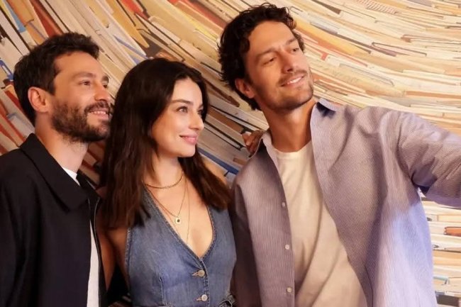 Ayca Aysin Turan, Ekin Koc i Feyyaz Serifoglu predvode novu hit seriju Muhtemel Ask | Moguća ljubav!