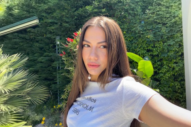 POVRATAK MILJENICE PUBLIKE: Demet Ozdemir ponovo u pregovorima za seriju „Dama sa šeširom!
