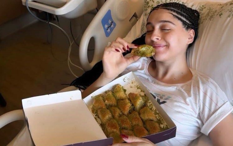 EMOTIVNA OBJAVA TURSKE ZVEZDE: Cemre Baysel se oglasila iz bolničke postelje nakon operacije!