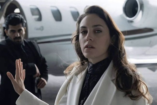 OYKU KARAYEL SE VRAĆA U IRSKU: Počinje snimanje 3. sezone internacionalne hit serije Kin!