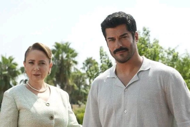 Počelo snimanje serije Gunesin Dogdugu Yer u Adani: Burak Ozcivit i Sibel Tascioglu u glavnim ulogama