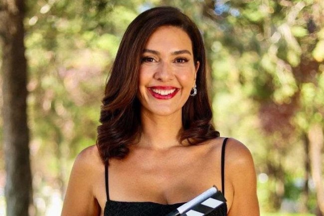 Berguzar Korel ponovo sa Kenanom Imirzaliogluom: Posle 11 godina ponovo u istom kadru u seriji ABI