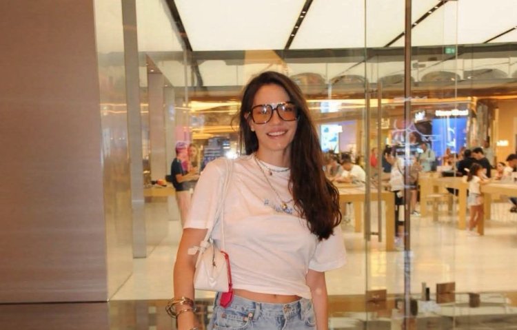 Demet Ozdemir viđena u Zorlu Centru: Misli usmerene na Filmski festival u Torontu i trku za Oskara