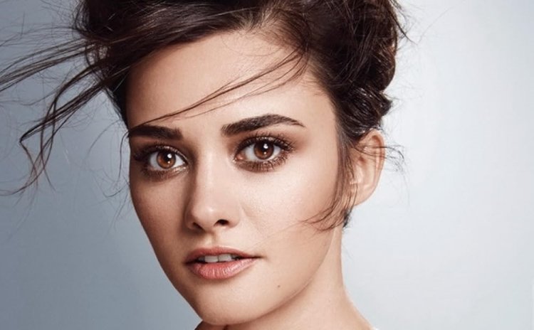 Hande Soral i Seckin Ozdemir u nostalgičnoj seriji Evlilik Guzeldir