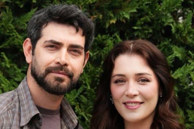 Druga sezona serije Sevdigim Sensin: Deniz Isin i Baris Baktas najavljuju nove zaplete i otkrivanje tajni