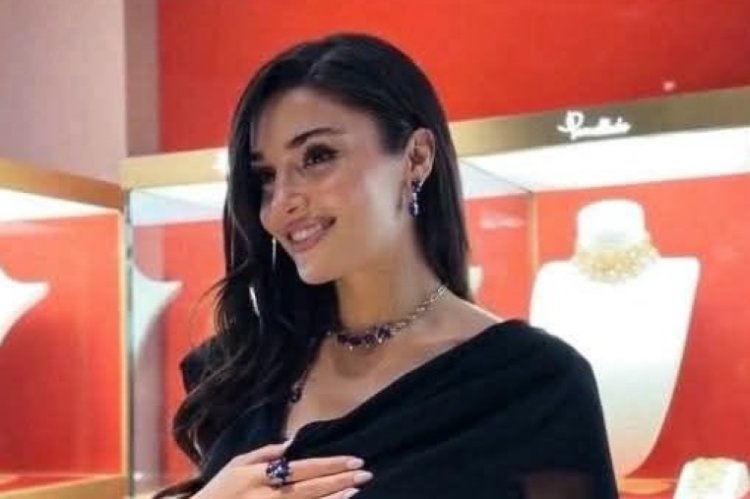 Hande Ercel zablistala u Dohi: Glavna zvezda 22. Sajma nakita i satova kao ambasador brenda Pomellato i Visit Qatar
