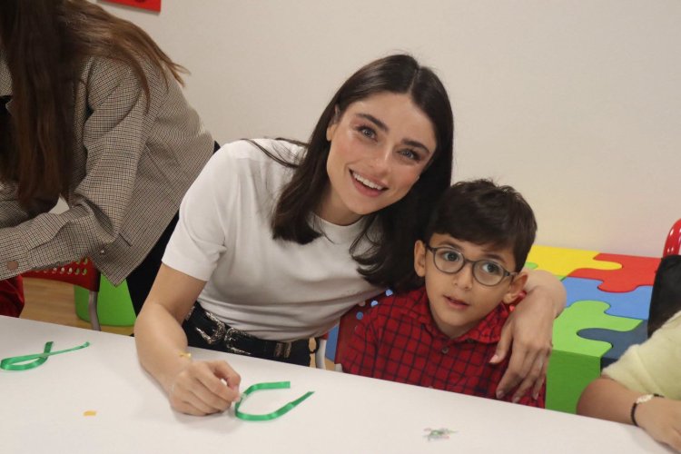 Ayca Aysin Turan posetila Udruženje za cerebralnu paralizu Turske povodom Svetskog dana cerebralne paralize