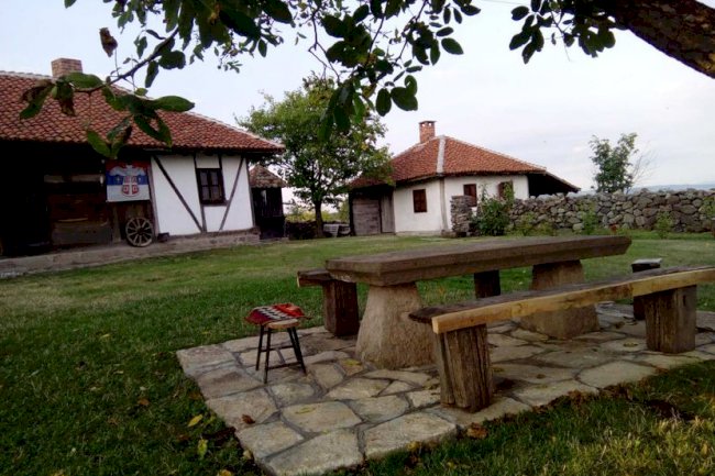 Kuću iz serije "Moj rođak sa sela" posetilo 10.000 ljudi