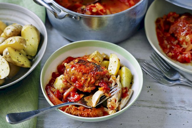 Piletina na mediteranski način i krompir - recept