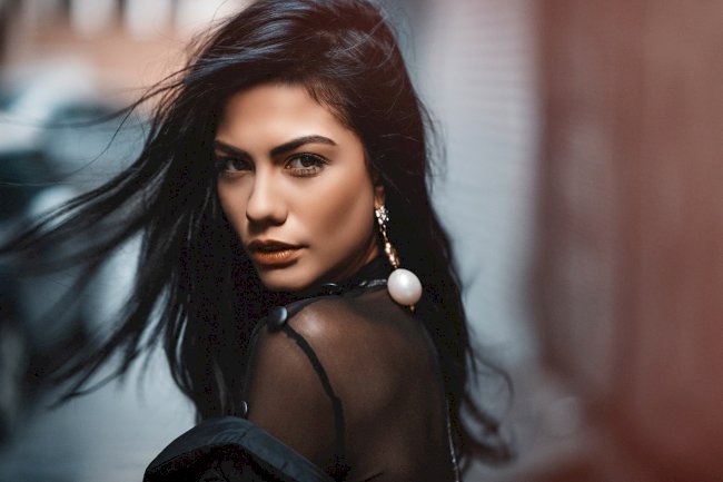Demet Özdemir oduševila izgledom na "Turskom Oskaru" (FOTO)