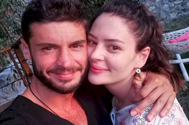 Berk Oktay i Yildiz Cagrı Atiksoy stupaju u brak?!