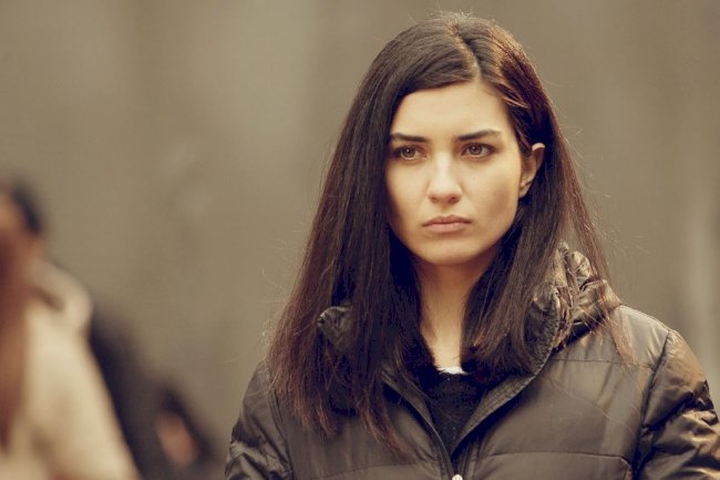 Tuba Buyukustun u seriji Barbaros?