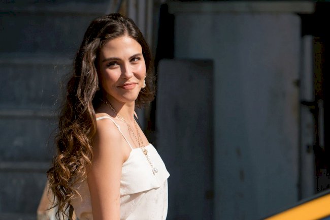 Dilara Aksuyek ljubi devet godina mlađeg momka! (FOTO)