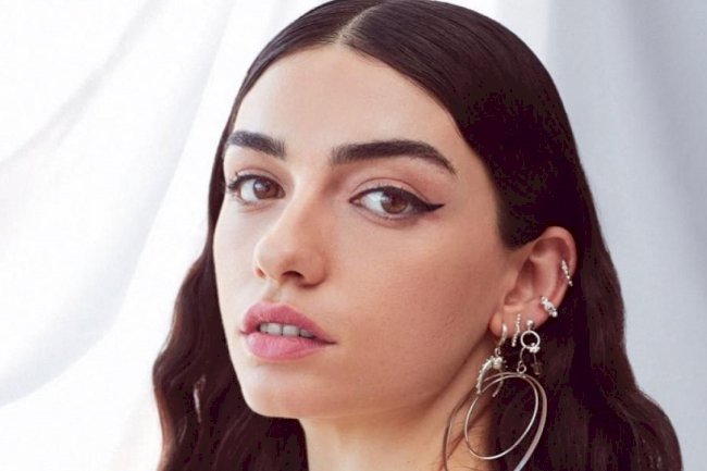 Hazar Erguclu protiv turske tradicije