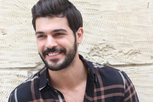 Tolga Mendi glumi princa u seriji Sol Yanim