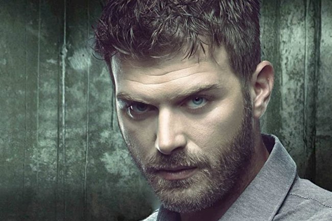 Kivanc Tatlitug promenio izgled zbog nove uloge?! (FOTO)