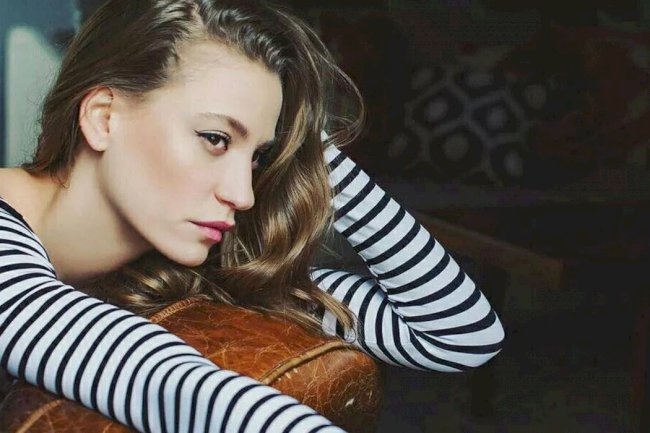 Serenay Sarikaya zahteva odštetu od novinarke!