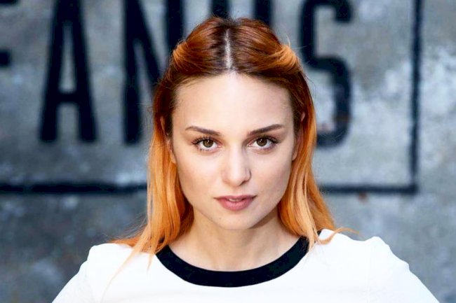 Nilperi Sahinkaya u seriji Yasak Elma