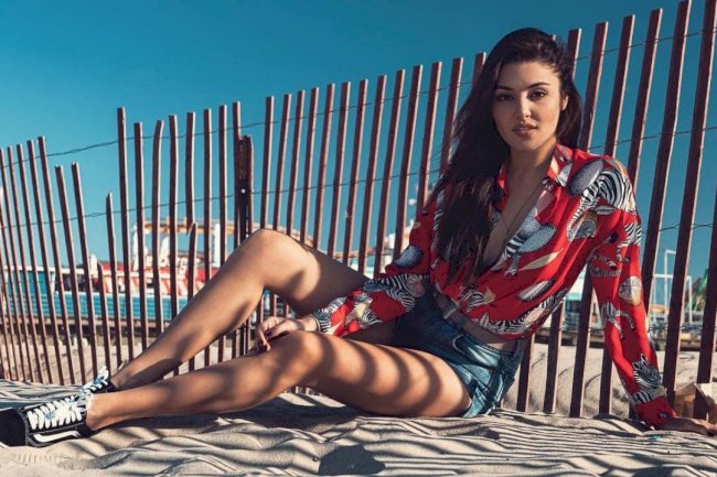 Kako vam se čini Hande Ercel bez šminke? (FOTO)