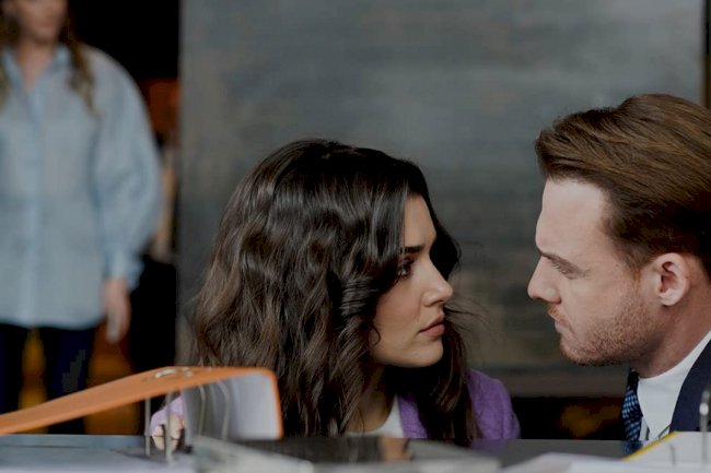 Kerem Bursin proveo noć kod Hande Ercel - ljubav ili PR za seriju?!