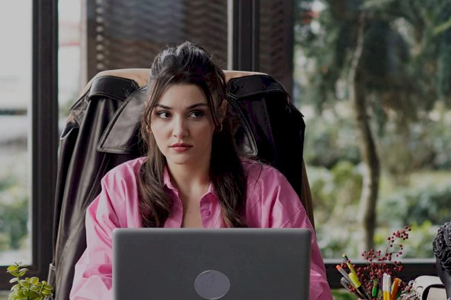 Hande Ercel ima novog momka?! (FOTO)
